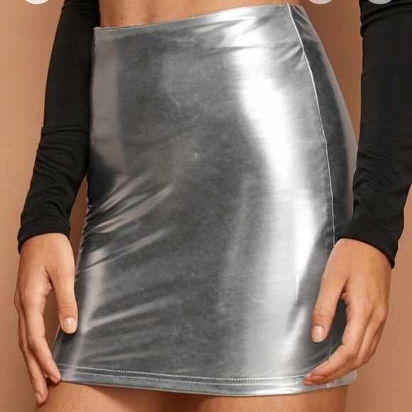 🌲🌲METALLIC ZIPPER SKIRT - Picture 3 of 5